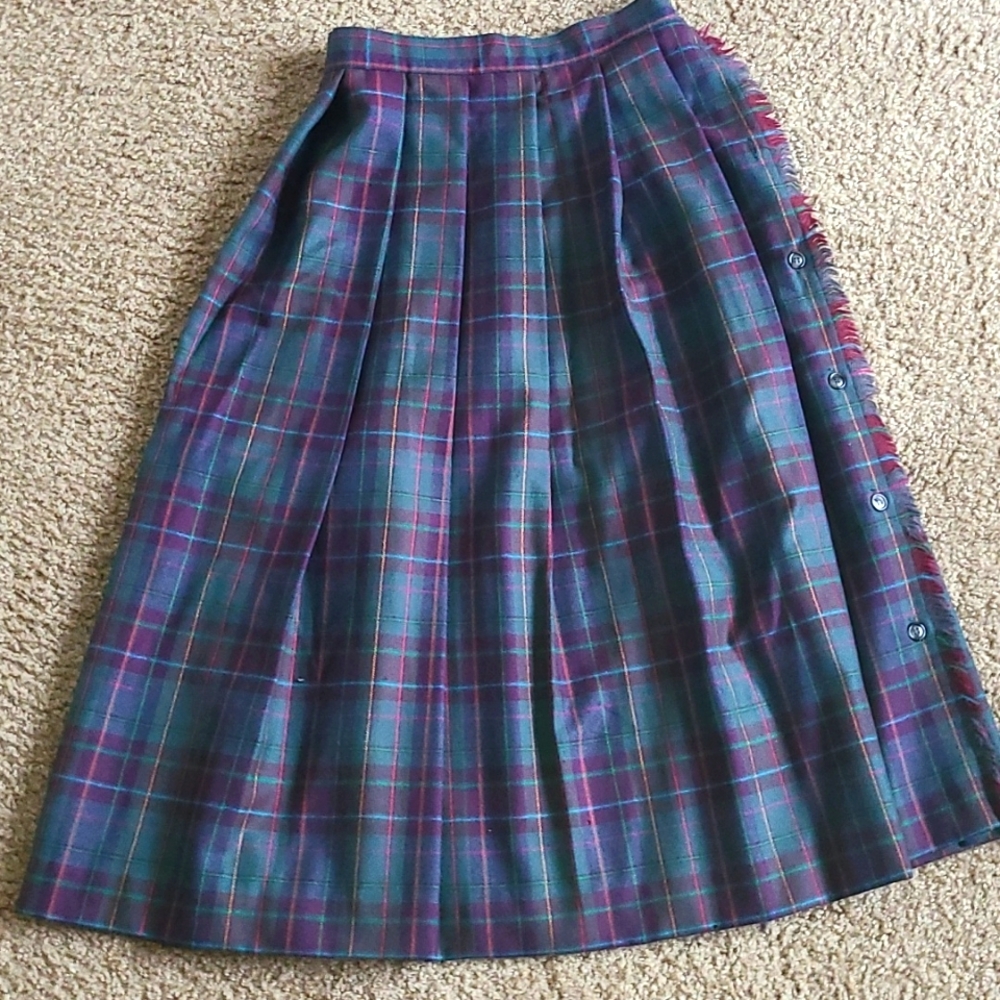 Vintage Lands End 100% Wool Tartan Pleated Skirt